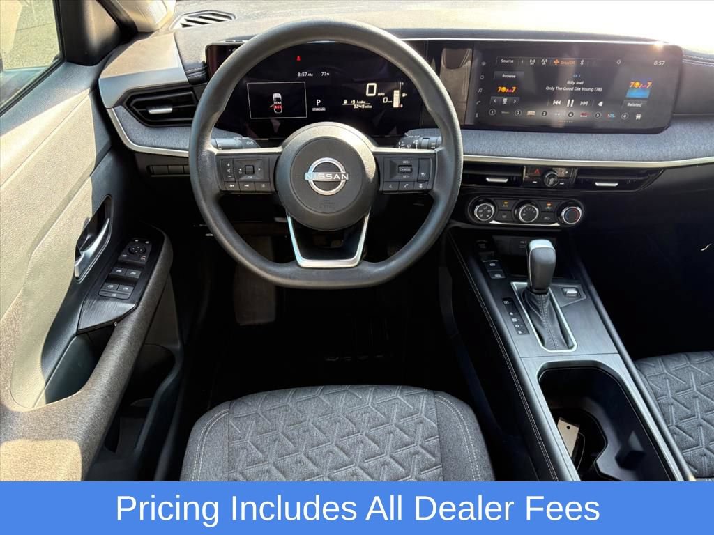 Certified 2025 Nissan Kicks SV AWD/4WD image 23