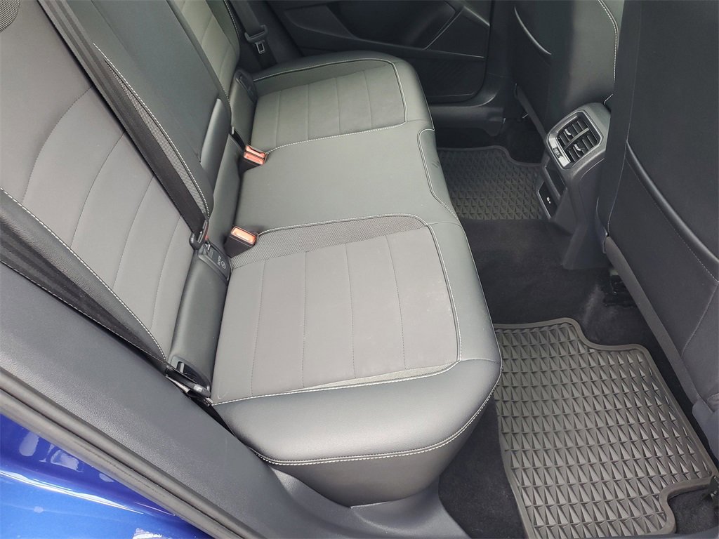 Used 2022 Volkswagen Taos SE image 45