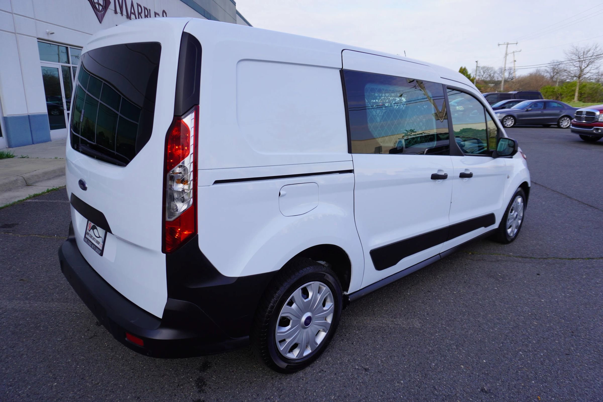 Used 2022 Ford Transit Connect XL image 7