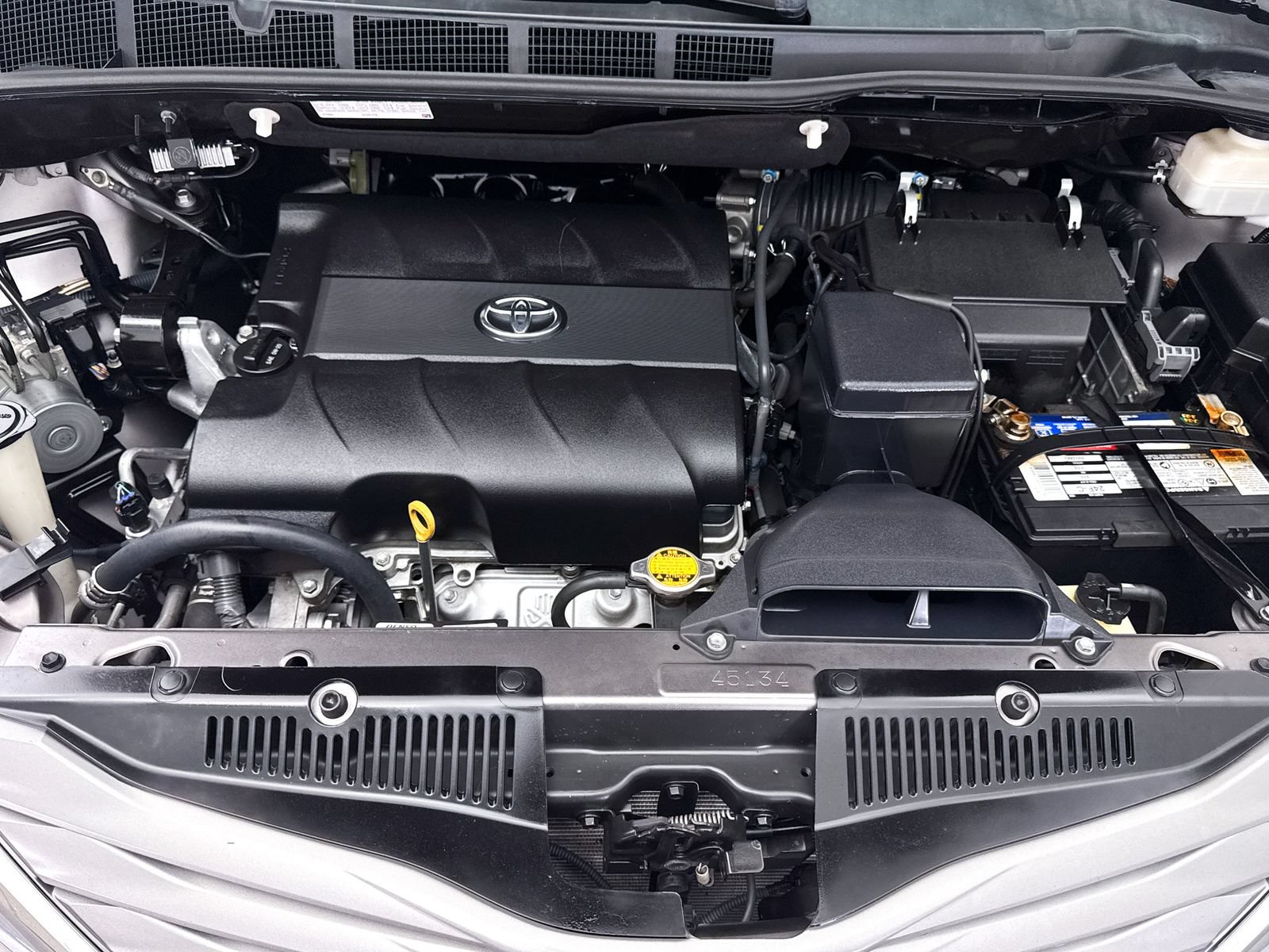 Used 2014 Toyota Sienna XLE w/ XLE Premium Package AWD/4WD image 10