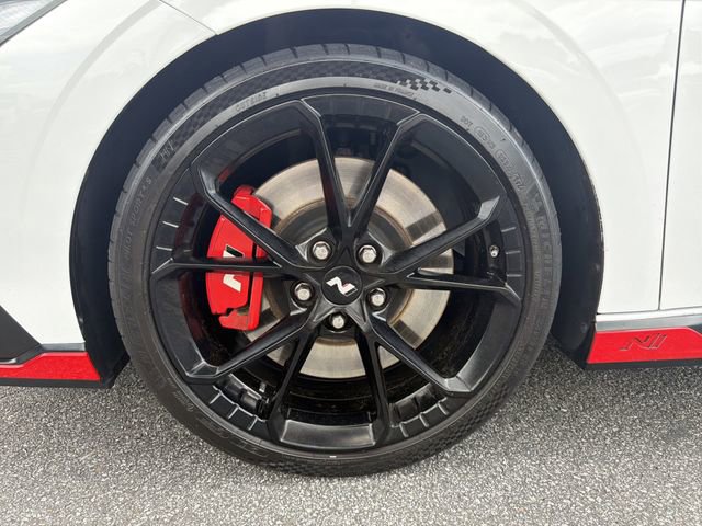 Certified 2025 Hyundai Elantra N FWD image 11