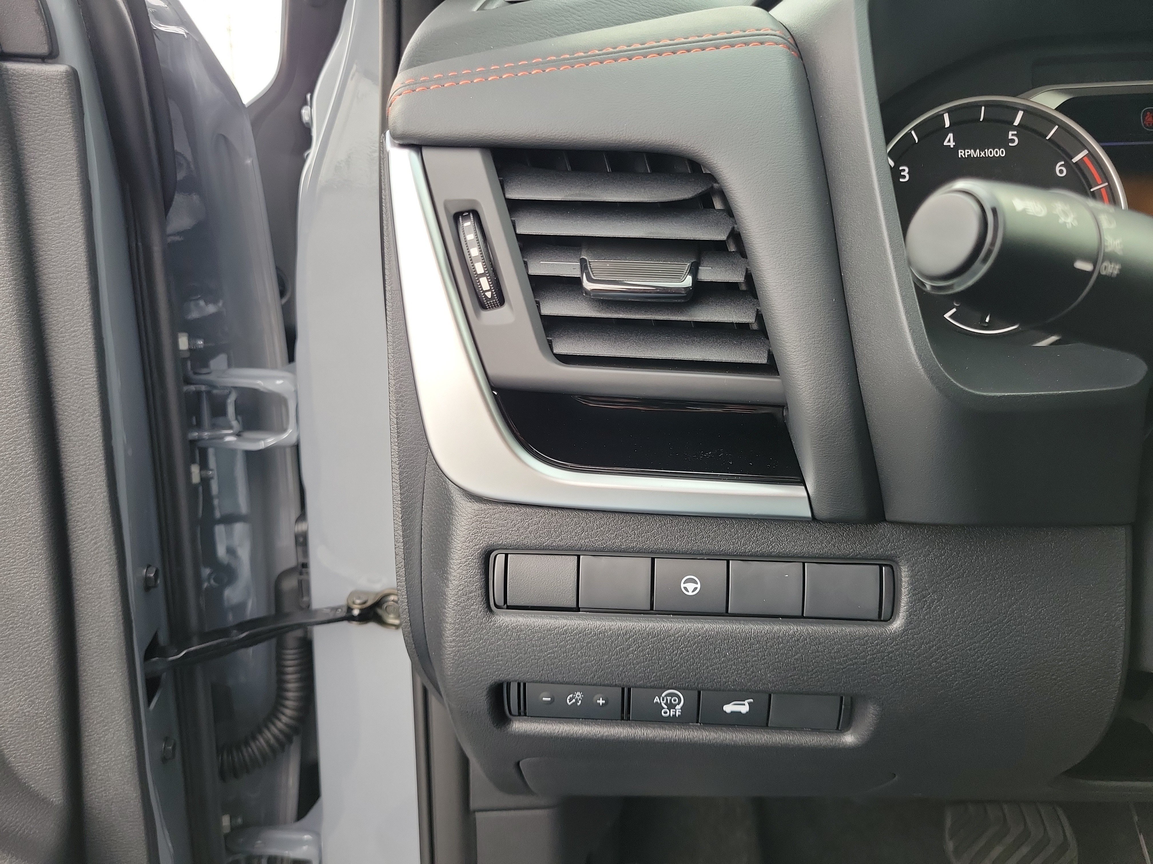 New 2026 Nissan Rogue SV w/ Rock Creek Premium Package AWD/4WD image 20