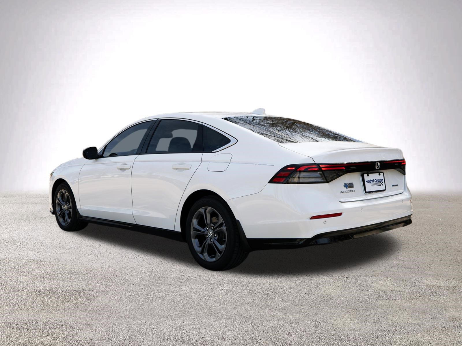 Certified 2025 Honda Accord EX-L image 7