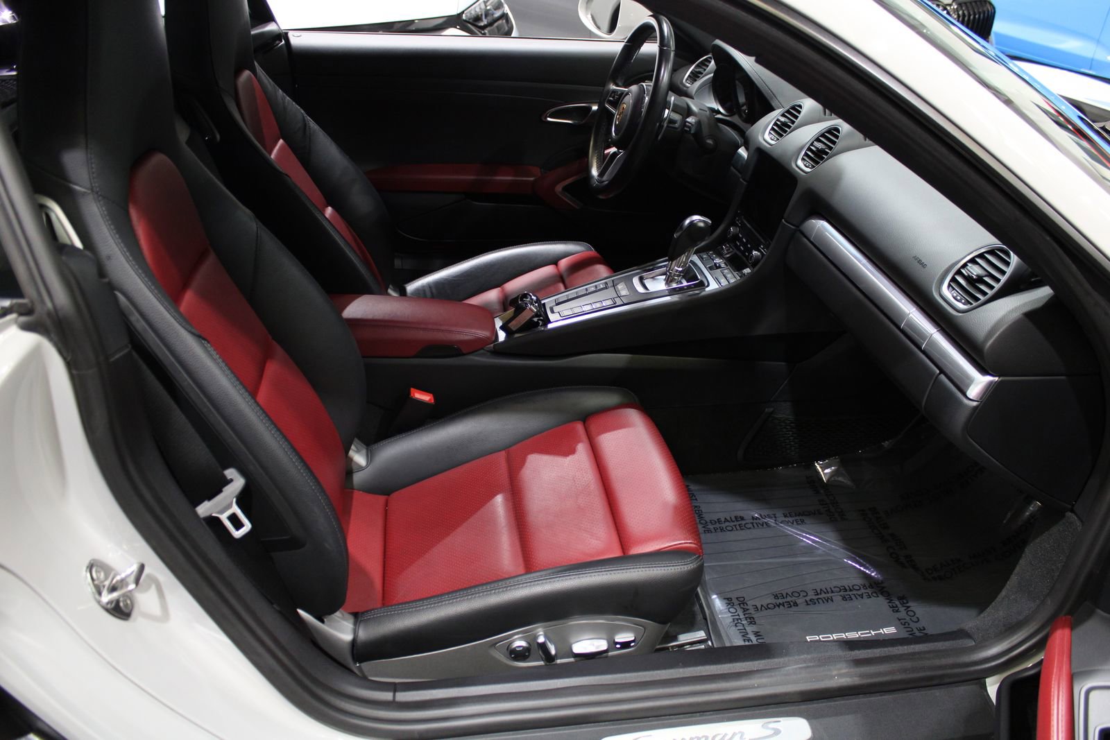 Used 2019 Porsche 718 Cayman S RWD image 18