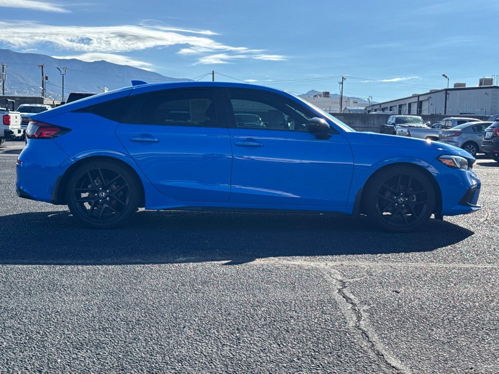 Used 2023 Honda Civic Sport image 9