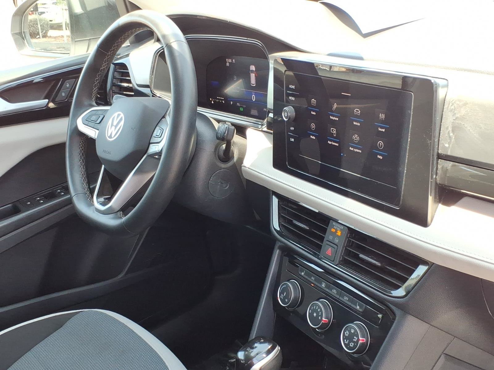 Certified 2025 Volkswagen Taos S AWD/4WD image 15