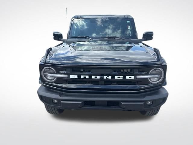 Used 2025 Ford Bronco Outer Banks AWD/4WD image 8