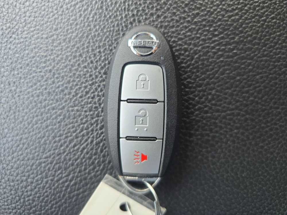 Used 2019 Nissan Titan PRO-4X AWD/4WD image 22