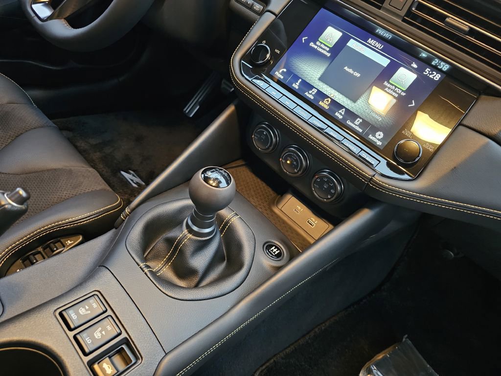 Used 2023 Nissan Z w/ Floor Mat Package (L93) image 23