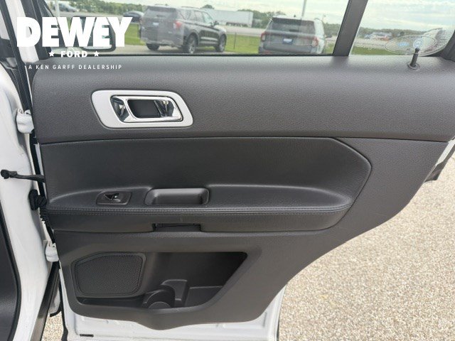 Used 2014 Ford Explorer Sport w/ Equipment Group 401A AWD/4WD image 32