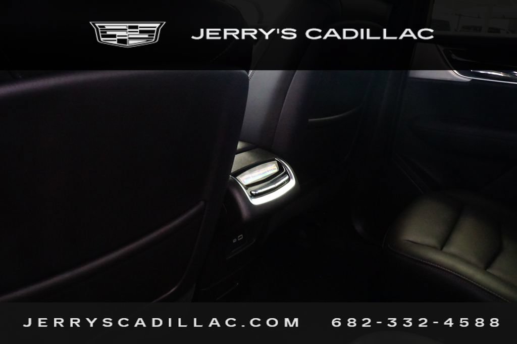 Used 2024 Cadillac XT6 Sport w/ Technology Package AWD/4WD image 24