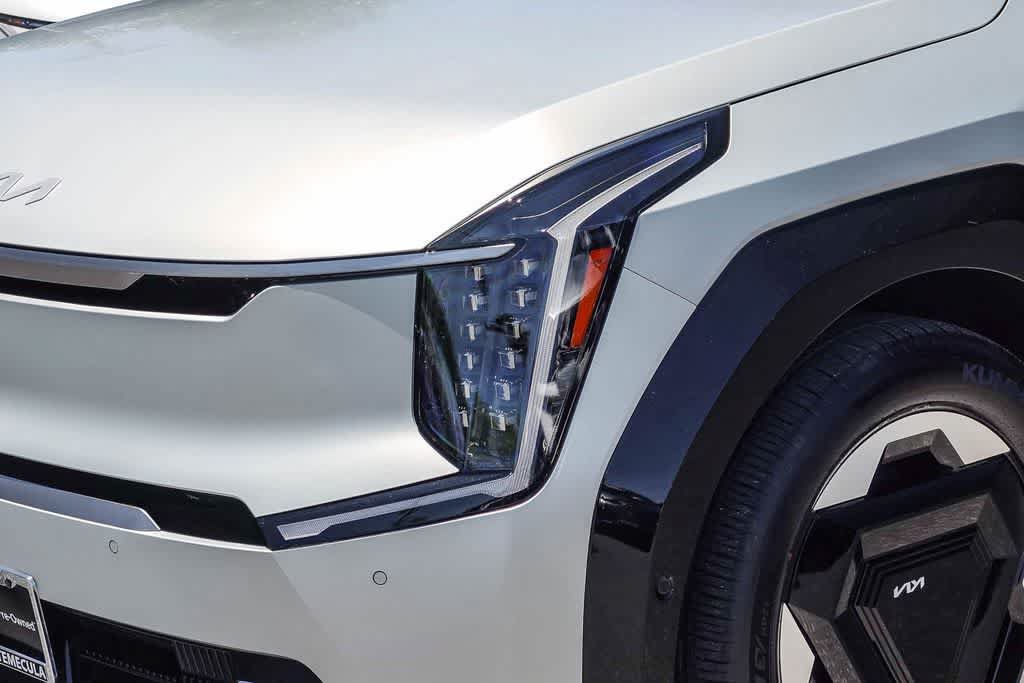 Certified 2024 Kia EV9 Land AWD/4WD image 8