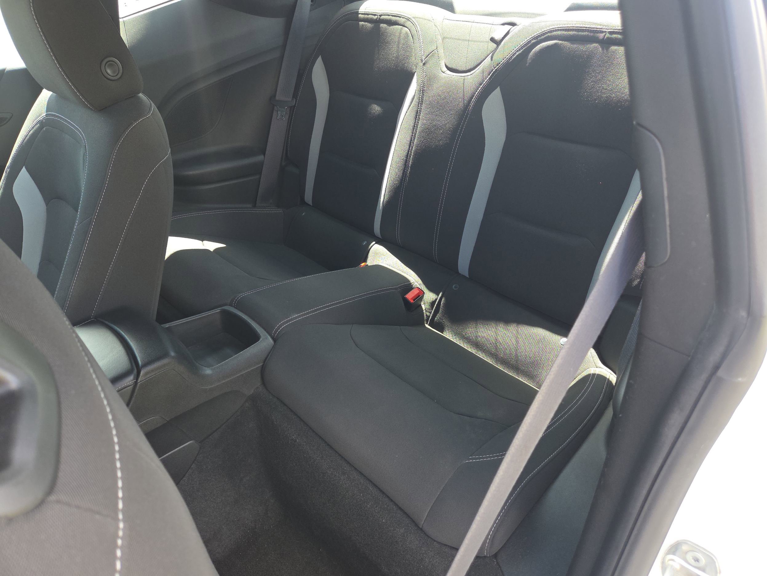 Used 2018 Chevrolet Camaro LS RWD image 10