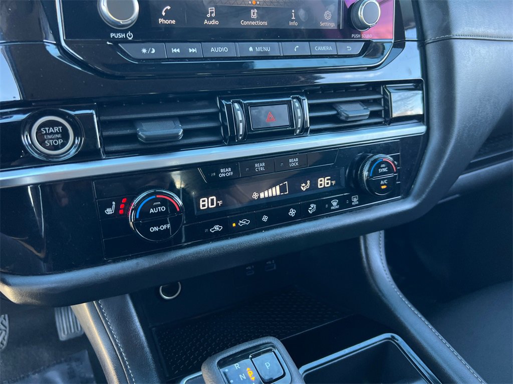 Used 2024 Nissan Pathfinder SV image 24