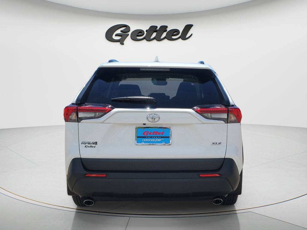 Certified 2025 Toyota RAV4 XLE w/ Convenience Package FWD image 9