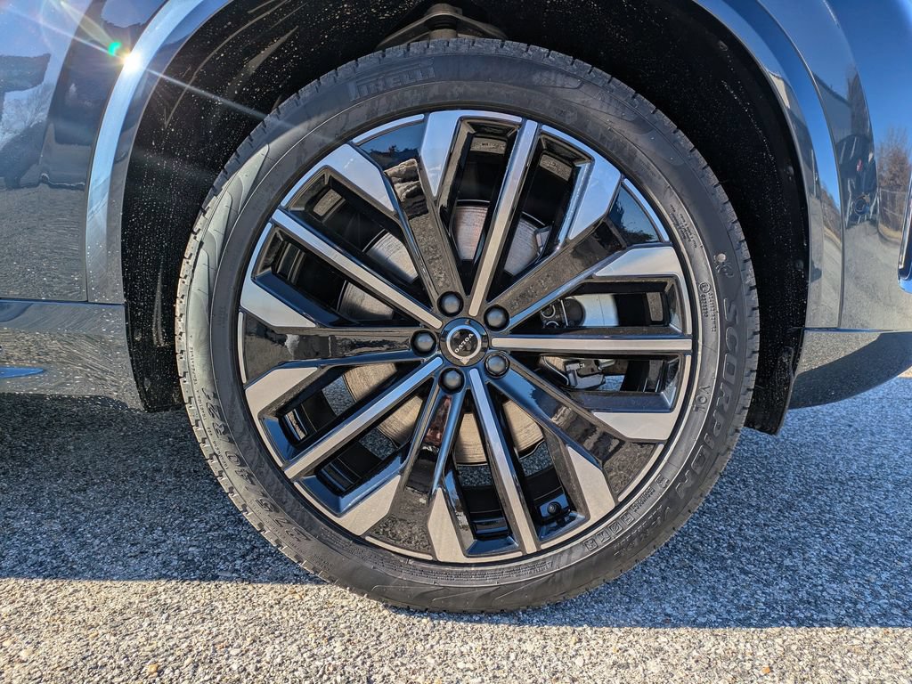 New 2026 Volvo XC90 T8 Ultra w/ Protection Package Premier AWD/4WD image 12