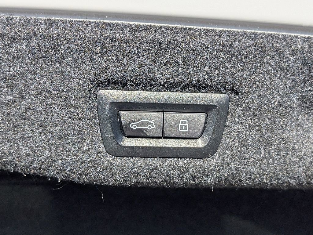Used 2024 BMW i5 M60 image 15
