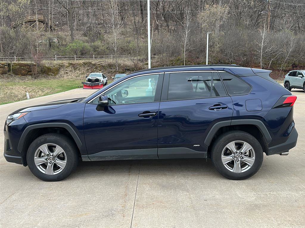 Certified 2025 Toyota RAV4 XLE image 15