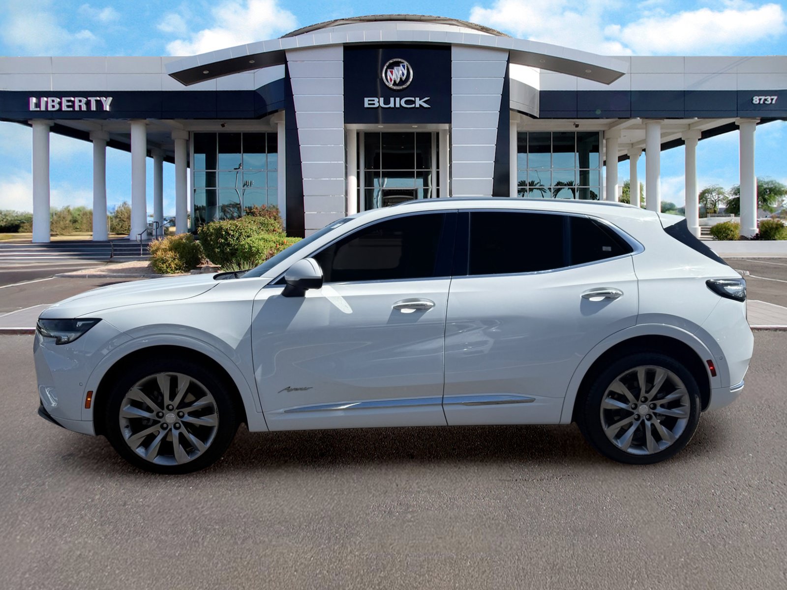 Used 2021 Buick Envision Avenir w/ Technology Package II AWD/4WD image 7