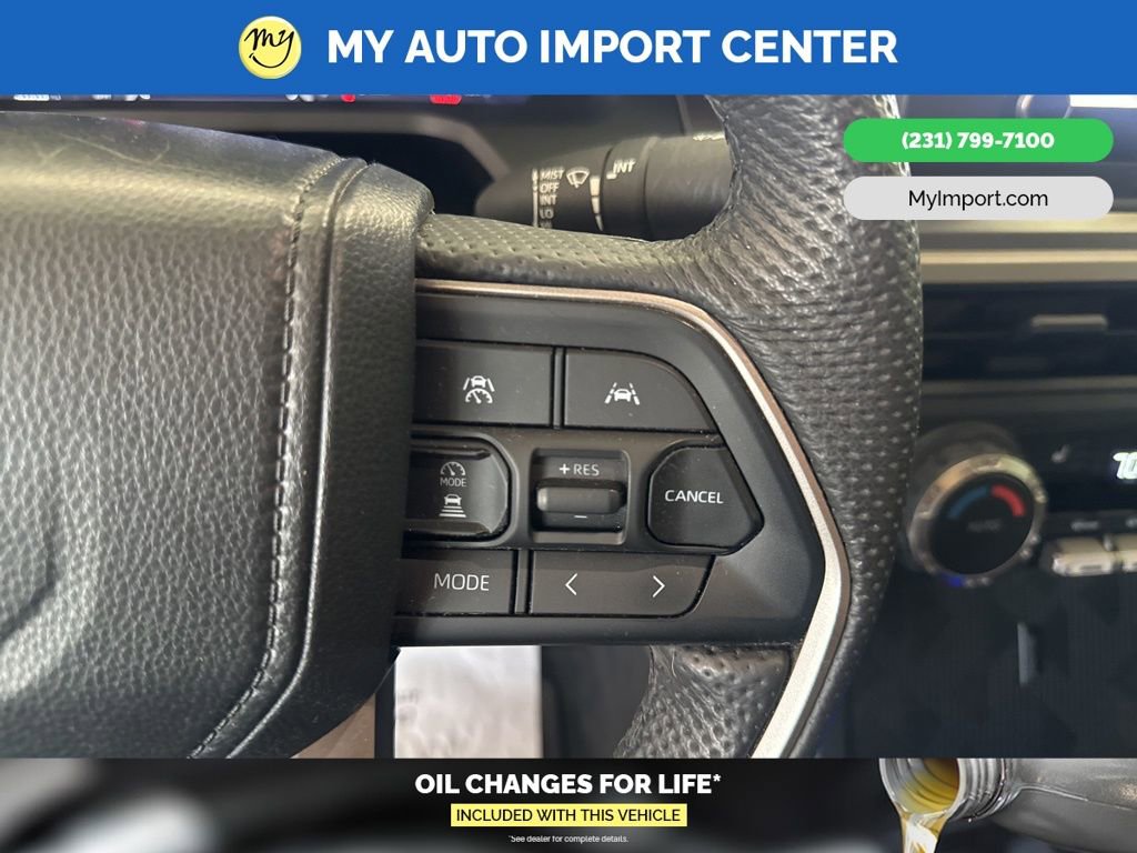 Used 2024 Toyota Tacoma TRD Off-Road AWD/4WD image 17