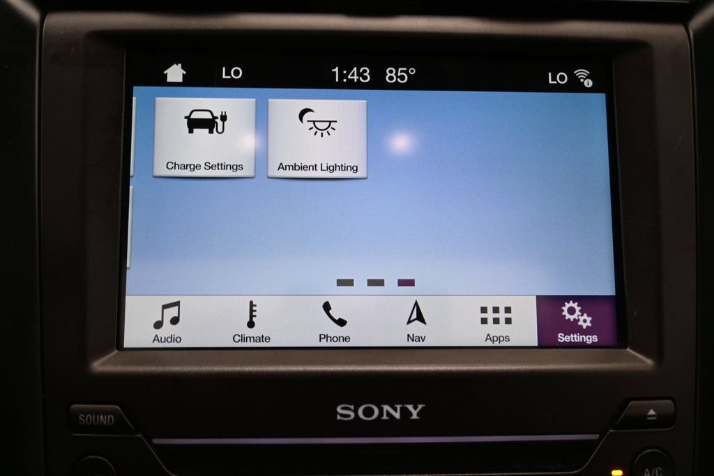 Used 2018 Ford Fusion Energi Titanium FWD image 22