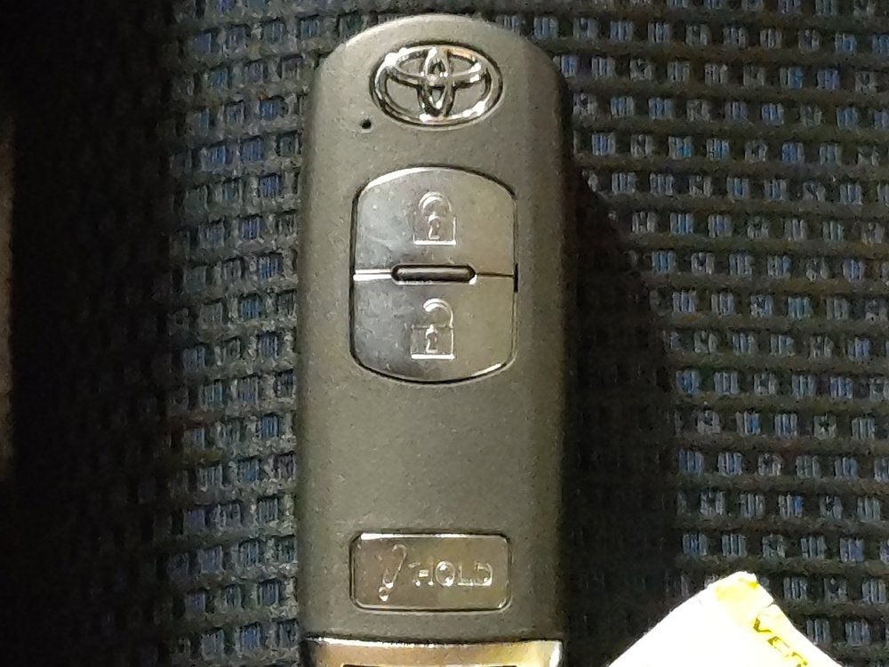 Used 2020 Toyota Yaris LE FWD image 32