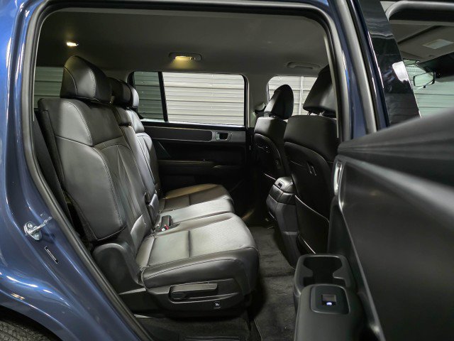 Used 2025 Hyundai Santa Fe SEL image 16