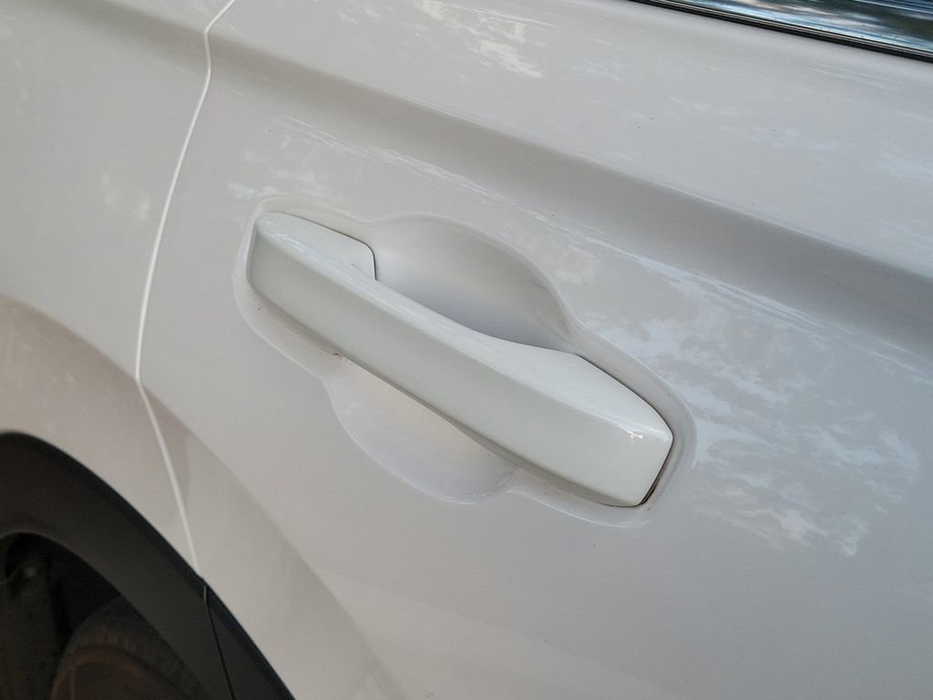 Used 2025 Honda CR-V EX image 12