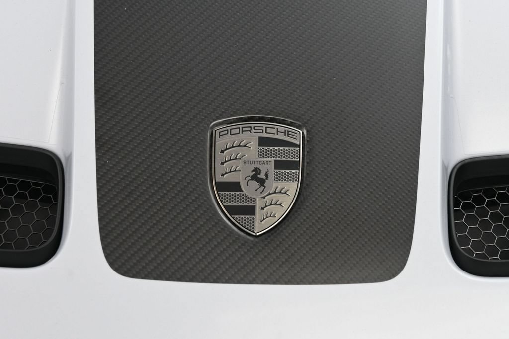 Certified 2026 Porsche 911 GT3 w/ Weissach Package RWD image 35