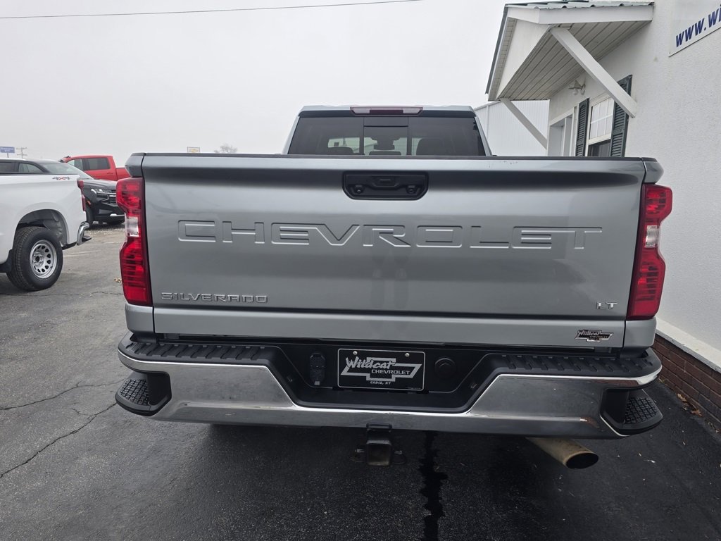 Used 2024 Chevrolet Silverado 2500 LT w/ Convenience Package image 7
