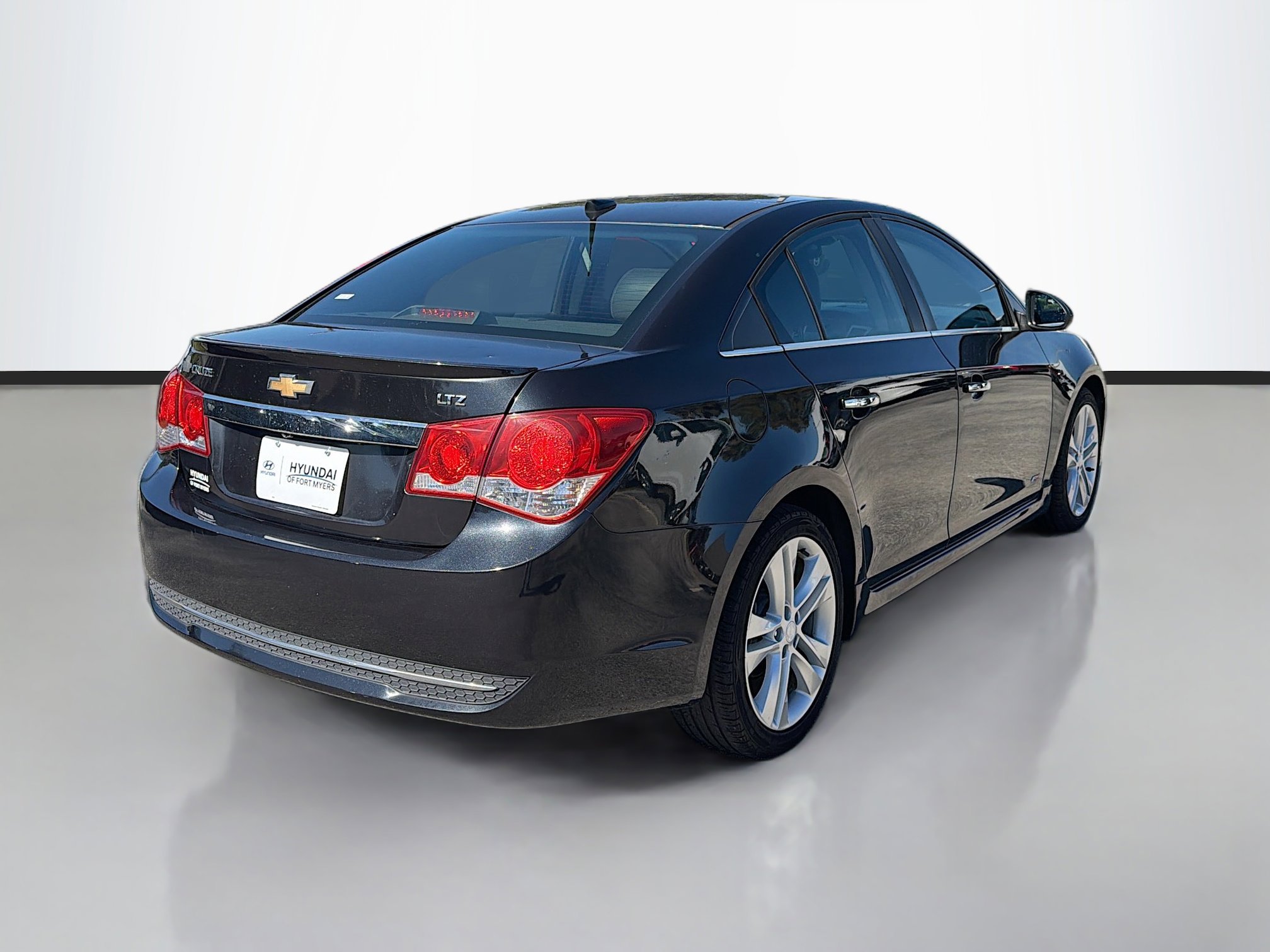 Used 2013 Chevrolet Cruze LTZ w/ RS Package image 3