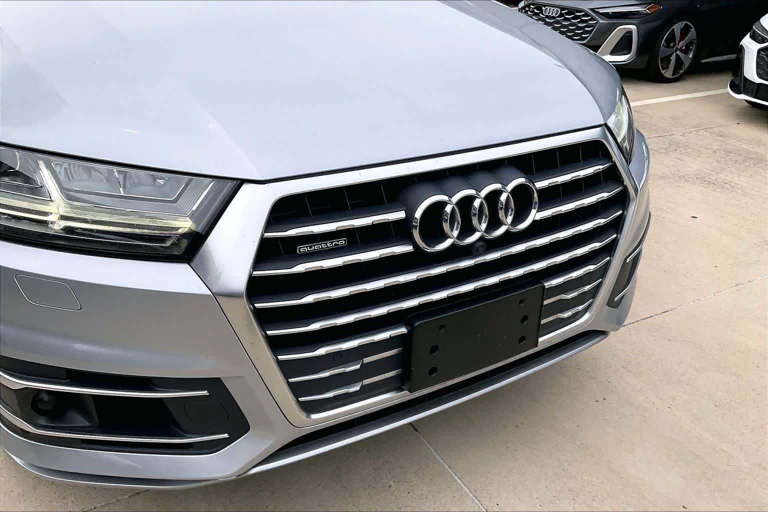 Used 2018 Audi Q7 3.0T Prestige w/ Prestige Package AWD/4WD image 30