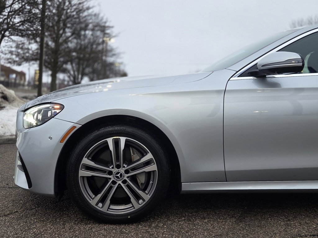 Used 2022 Mercedes-Benz E 350 4MATIC Sedan image 9