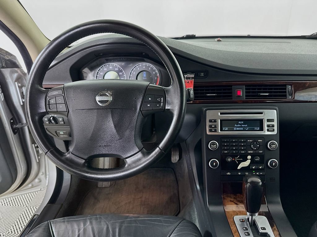 Used 2008 Volvo V70 image 19