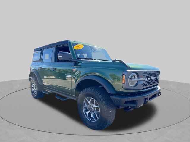 Used 2023 Ford Bronco Badlands AWD/4WD image 2