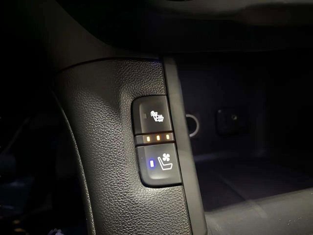 Used 2018 GMC Acadia Denali w/ Technology Package image 64