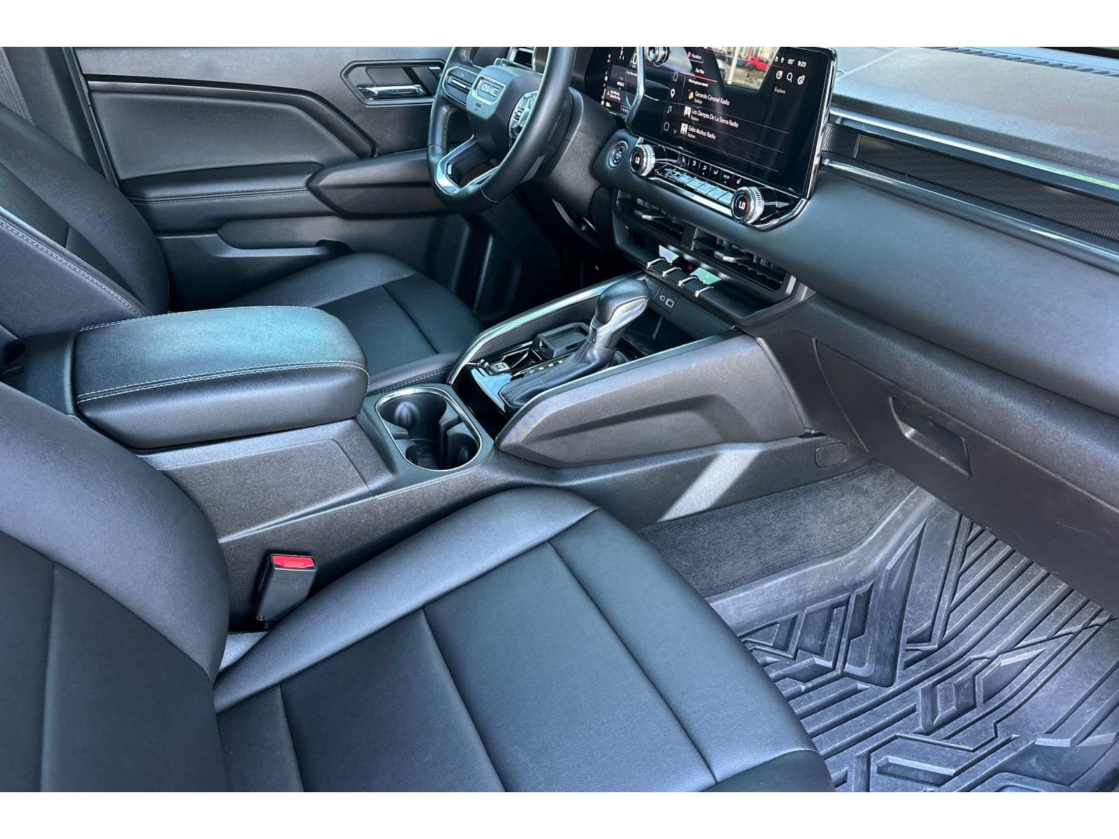 Used 2023 GMC Canyon Elevation w/ Elevation Premium Package RWD image 17