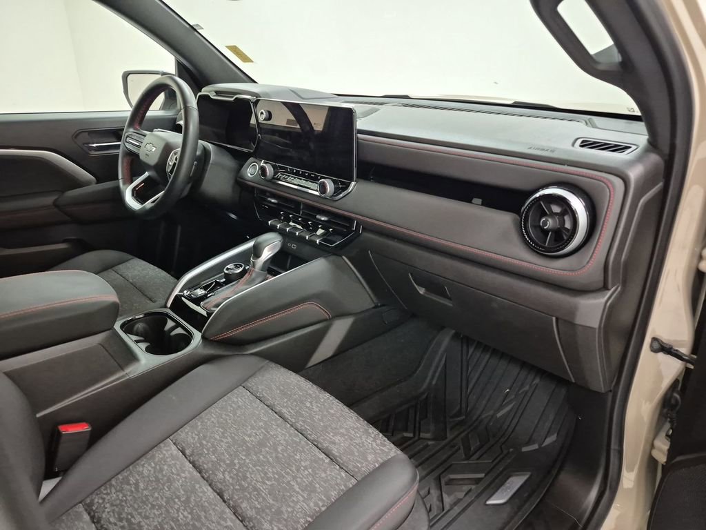 Certified 2024 Chevrolet Colorado Z71 w/ Z71 Convenience Package 2 image 30