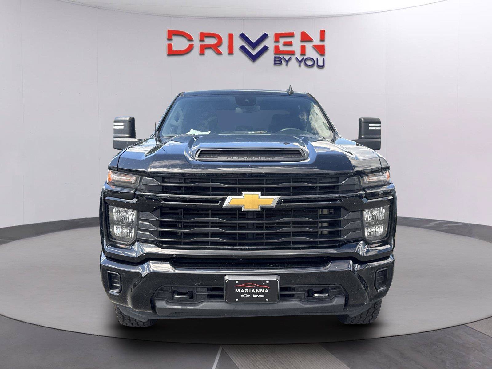 Used 2024 Chevrolet Silverado 2500 Custom w/ Custom Convenience Package AWD/4WD image 9