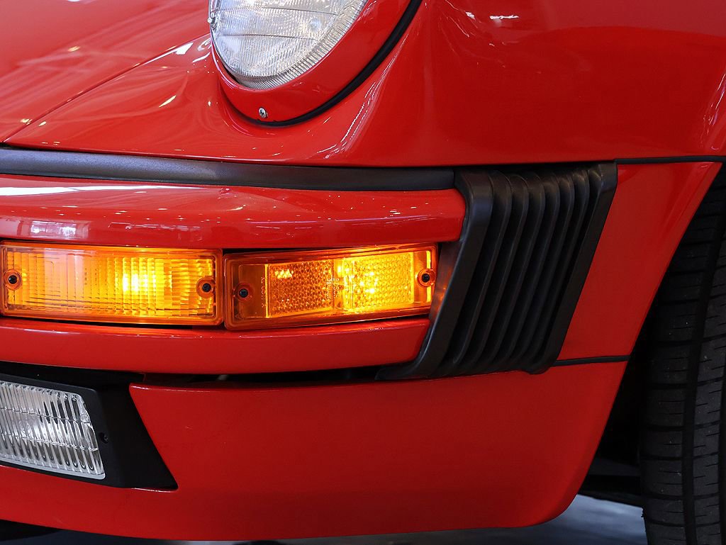Used 1988 Porsche 911 Carrera image 36