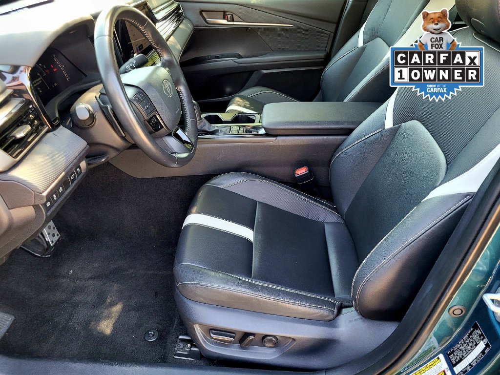 Used 2025 Toyota Camry SE FWD image 20