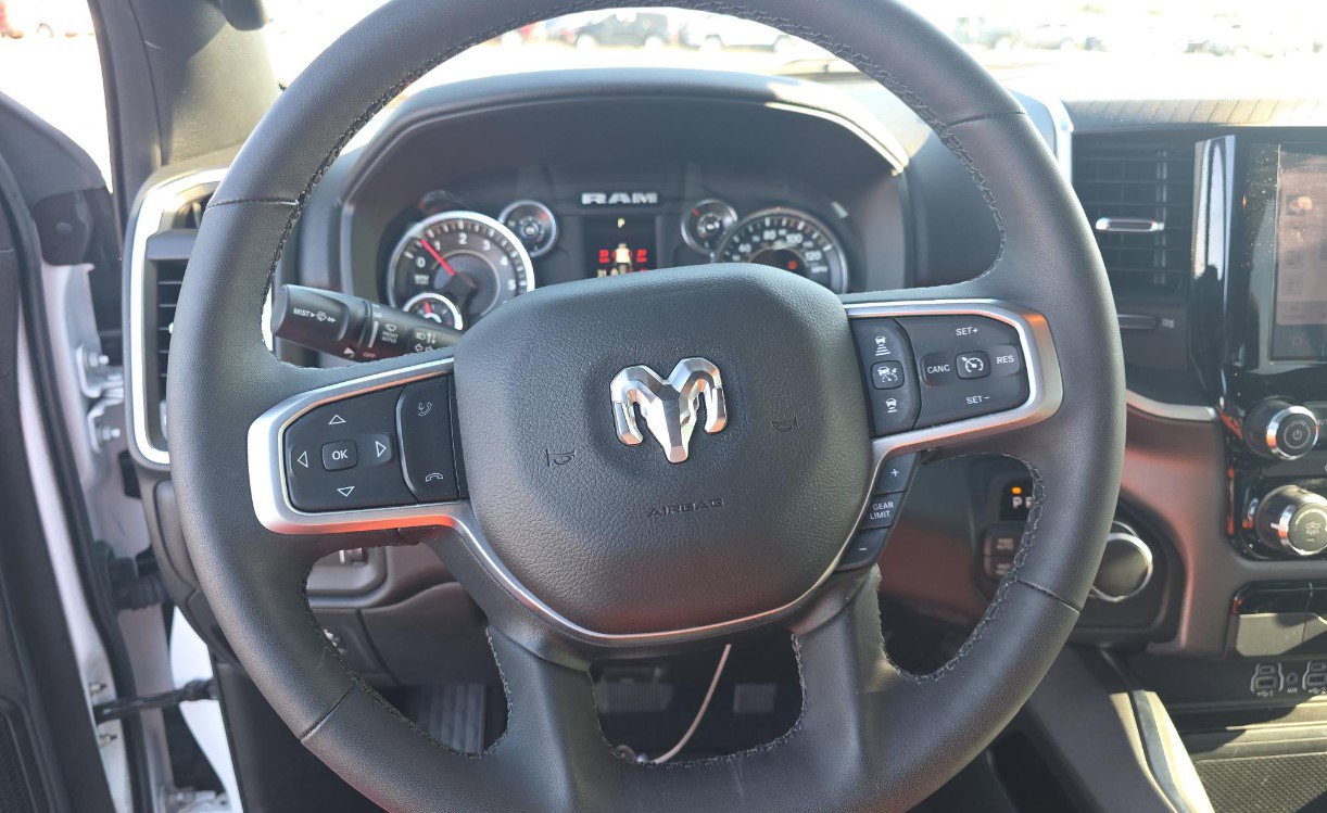 Used 2025 RAM 1500 Big Horn AWD/4WD image 8