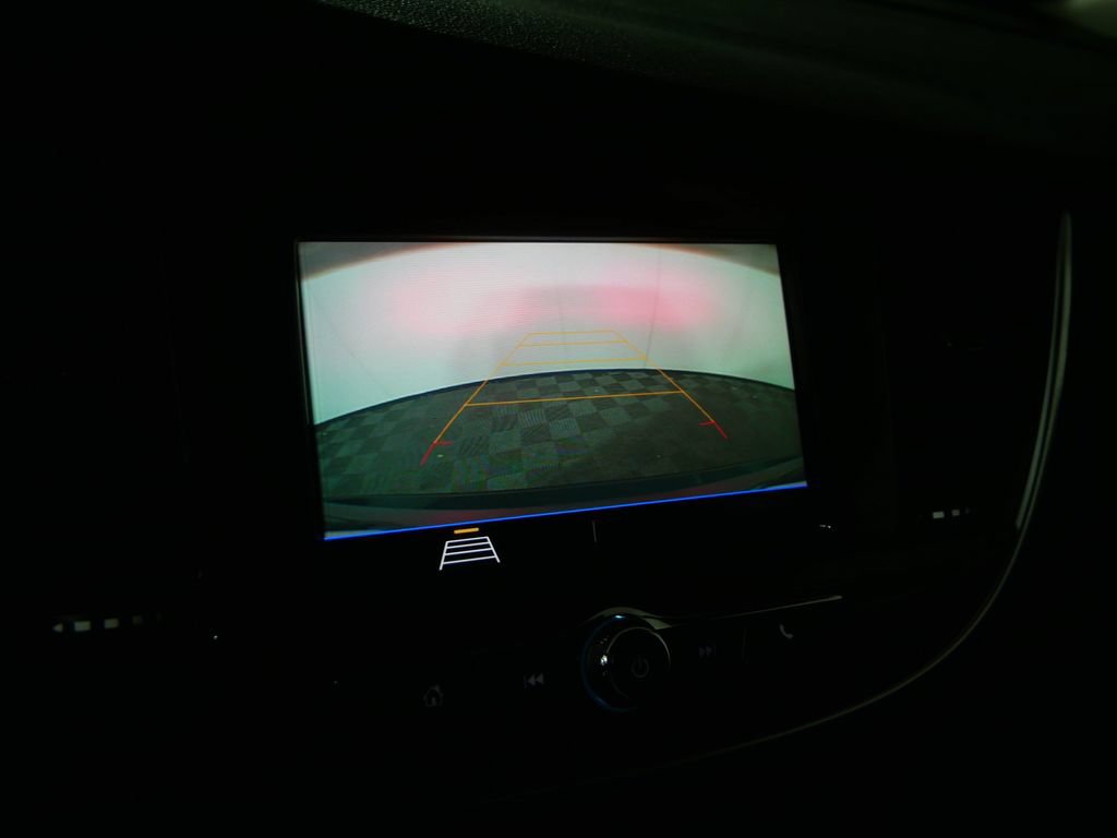 Used 2022 Buick Encore Preferred w/ Safety Package FWD image 28