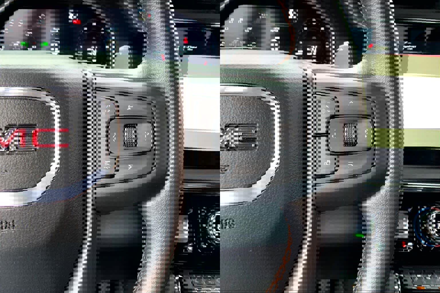 Used 2023 GMC Sierra 1500 AT4 AWD/4WD image 25