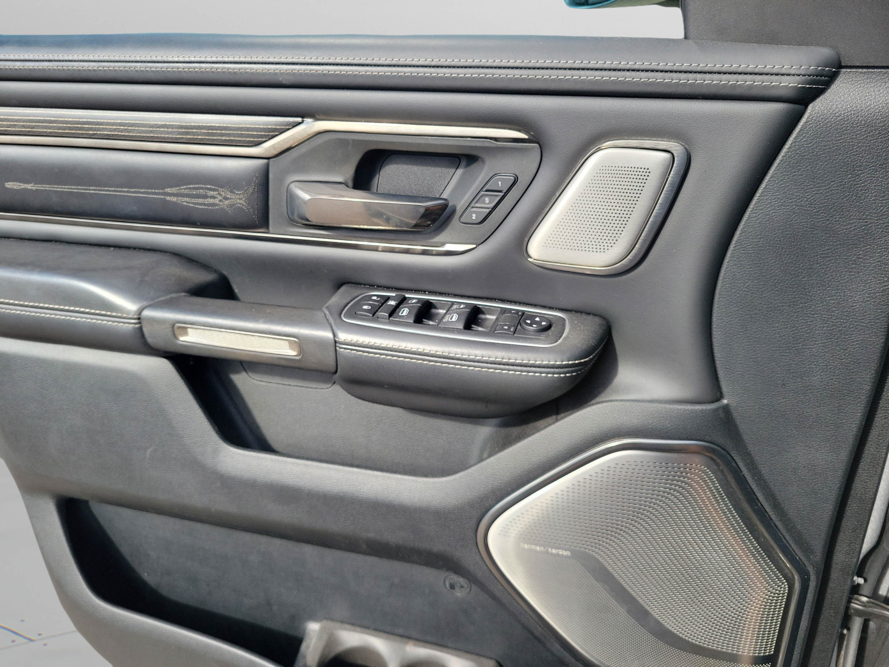 Used 2020 RAM 1500 Limited AWD/4WD image 25