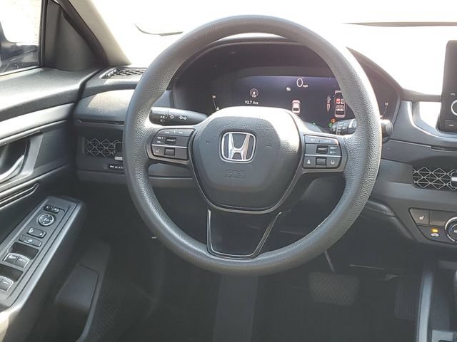 Used 2023 Honda Accord EX image 10