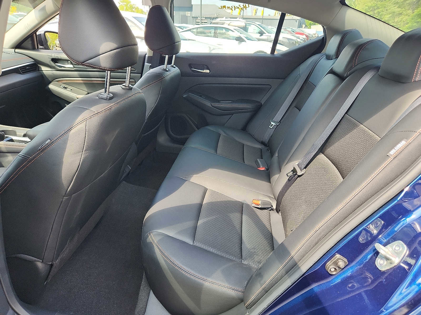 Used 2022 Nissan Altima 2.0 SR image 10