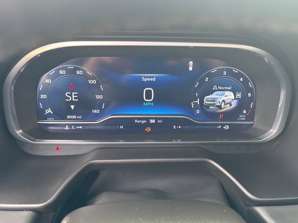 Used 2023 Chevrolet Suburban High Country image 20