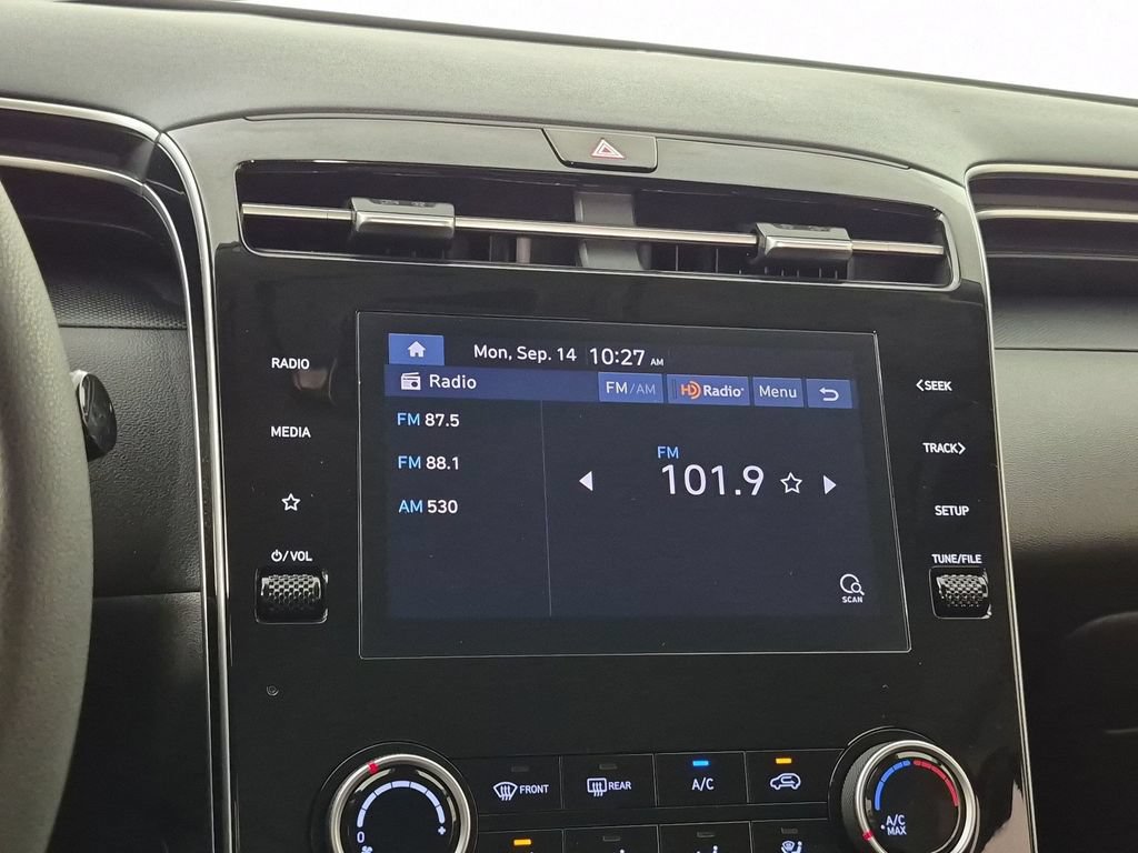 Used 2024 Hyundai Tucson SE FWD image 24