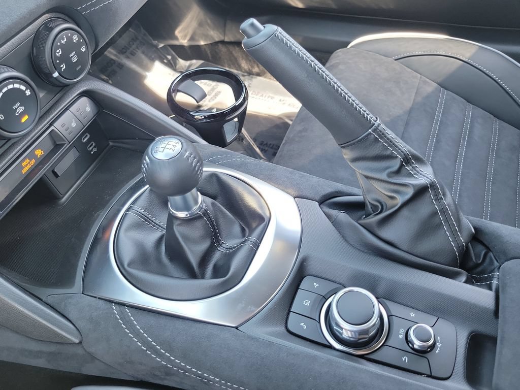 New 2026 MAZDA MX-5 Miata Club w/ Brembo/BBS Recaro Package RWD image 10